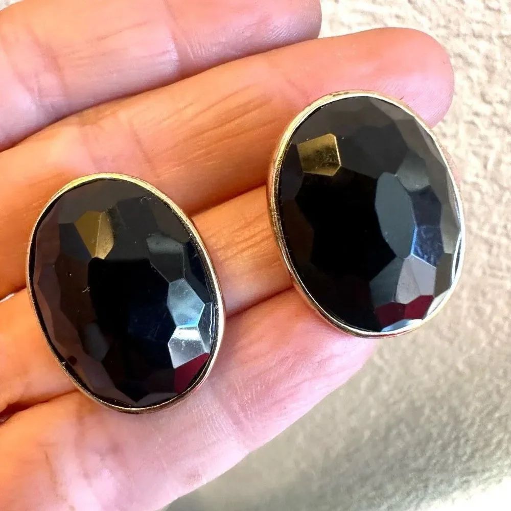 Black and gold tone oval post earrings